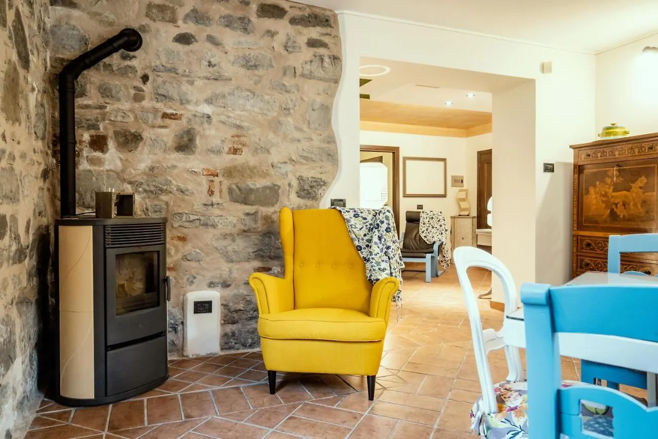 Un Posto Davvero Unico! Marone Apartamento