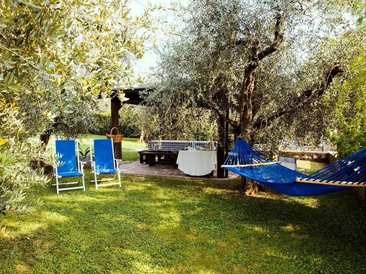 Un Posto Davvero Unico! Marone Apartamento