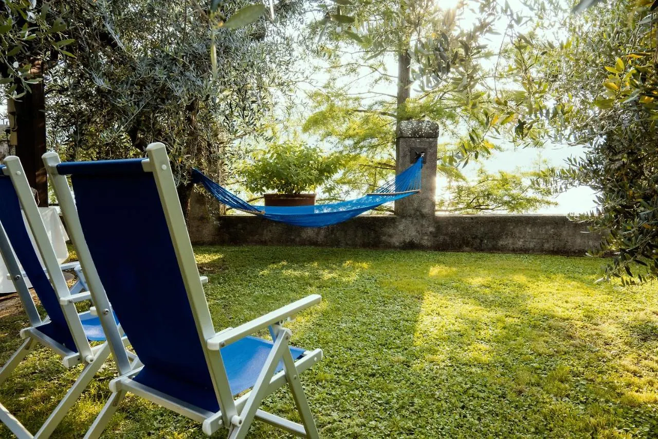 Un Posto Davvero Unico! Marone Appartamento